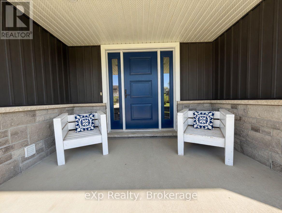 11 NOECKERVILLE HILL DRIVE - 2
