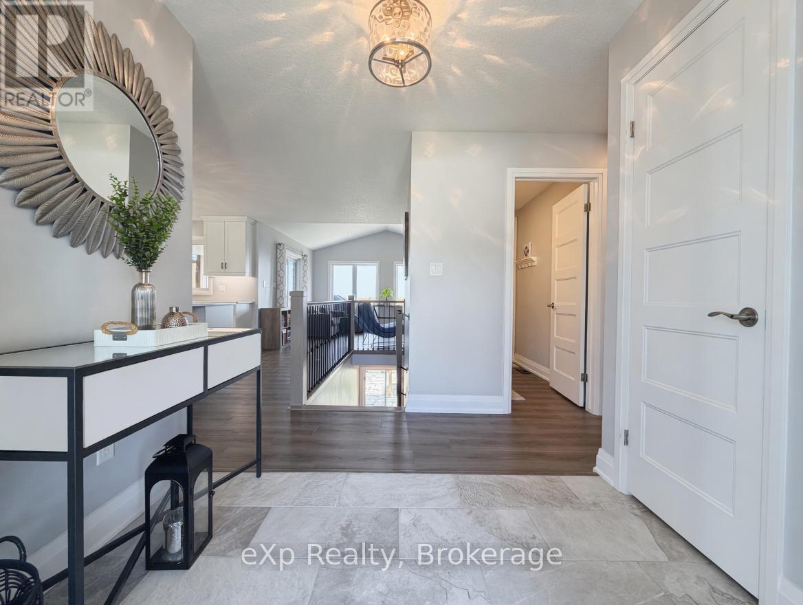 11 NOECKERVILLE HILL DRIVE - Image 3