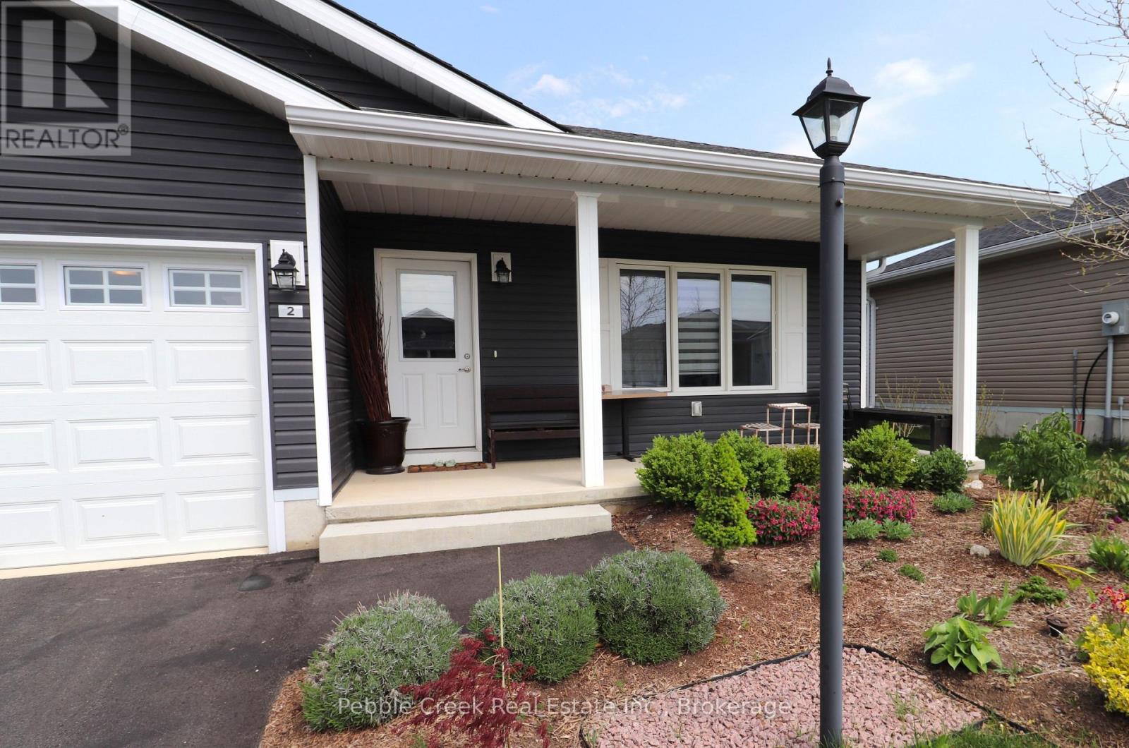 2 HIGHVIEW STREET - 2