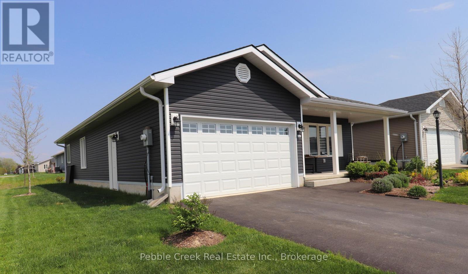 2 HIGHVIEW STREET - 36
