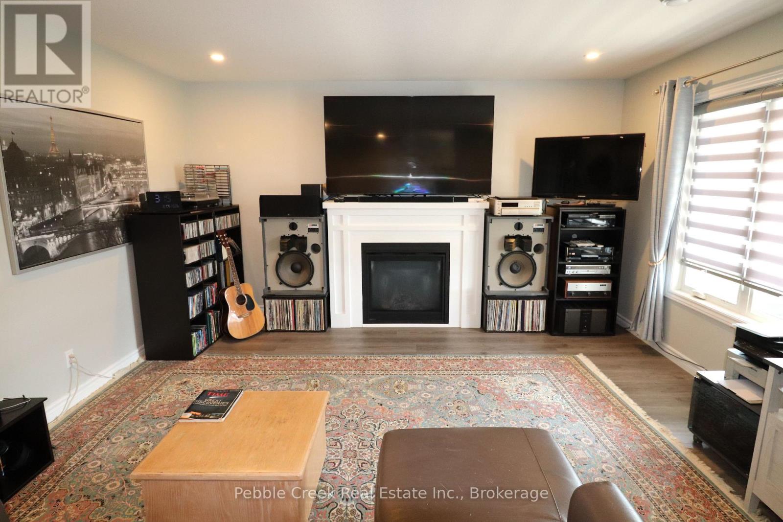 2 HIGHVIEW STREET - 6