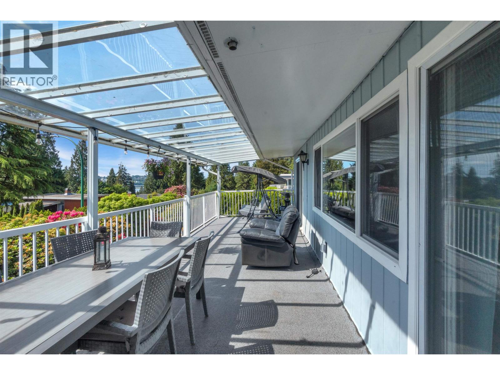 693 PLYMOUTH DRIVE, North Vancouver