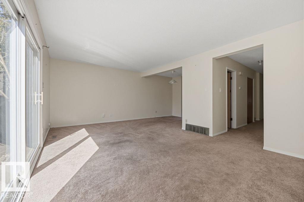 17429 77 AV NW - 11