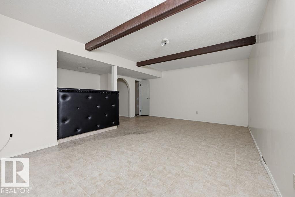 17429 77 AV NW - 24