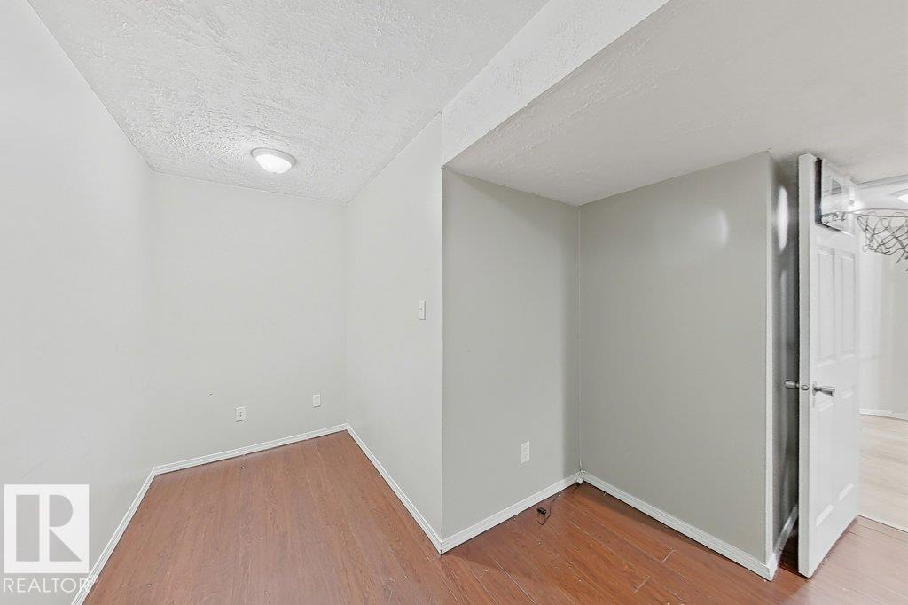 13960 137 ST NW - 27
