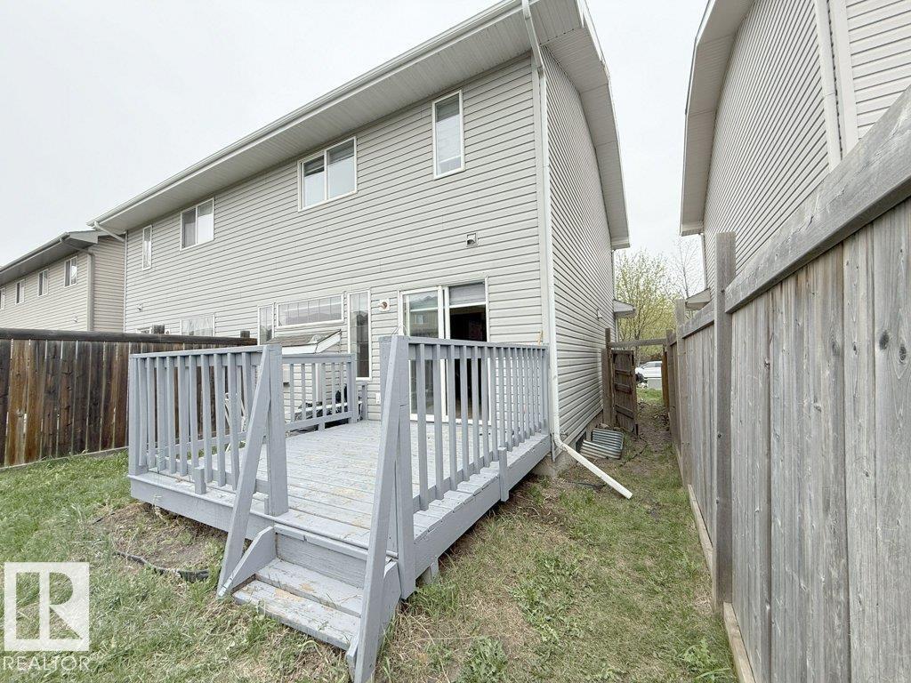 13960 137 ST NW - 32