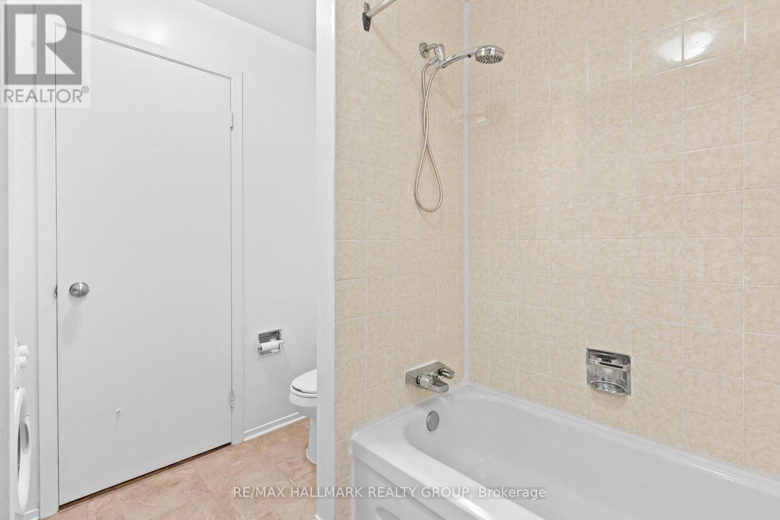 #8 520 FENERTY COURT - 22