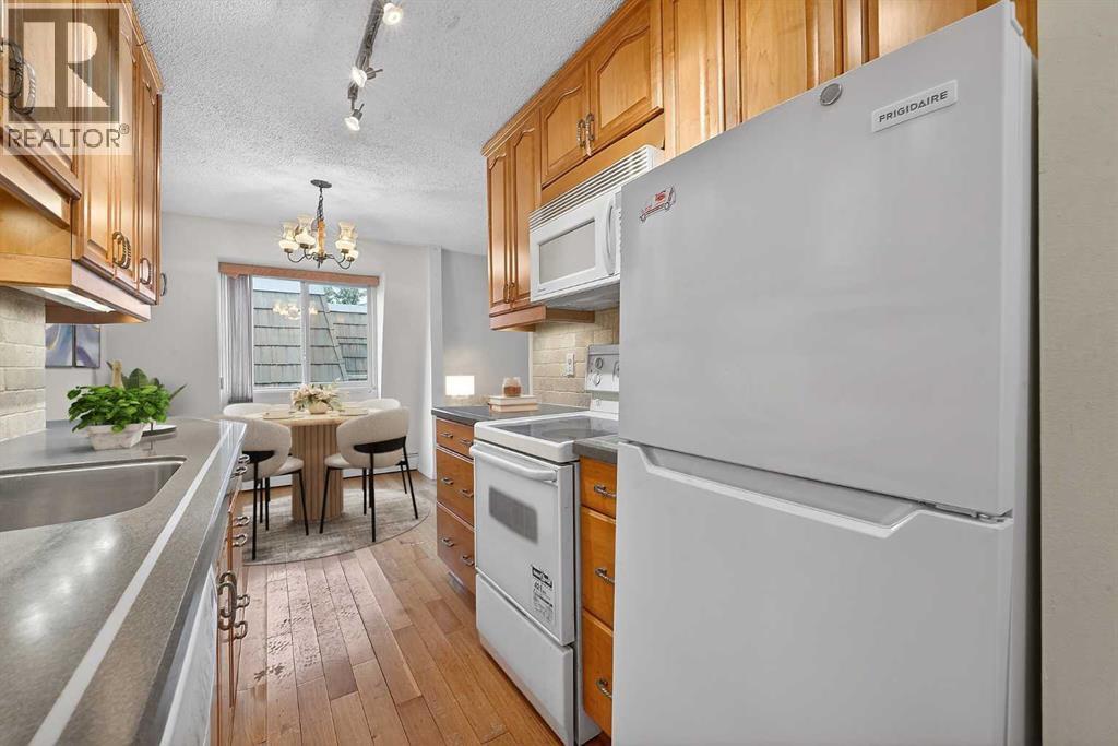 #301 508 Cedar Crescent SW - 13