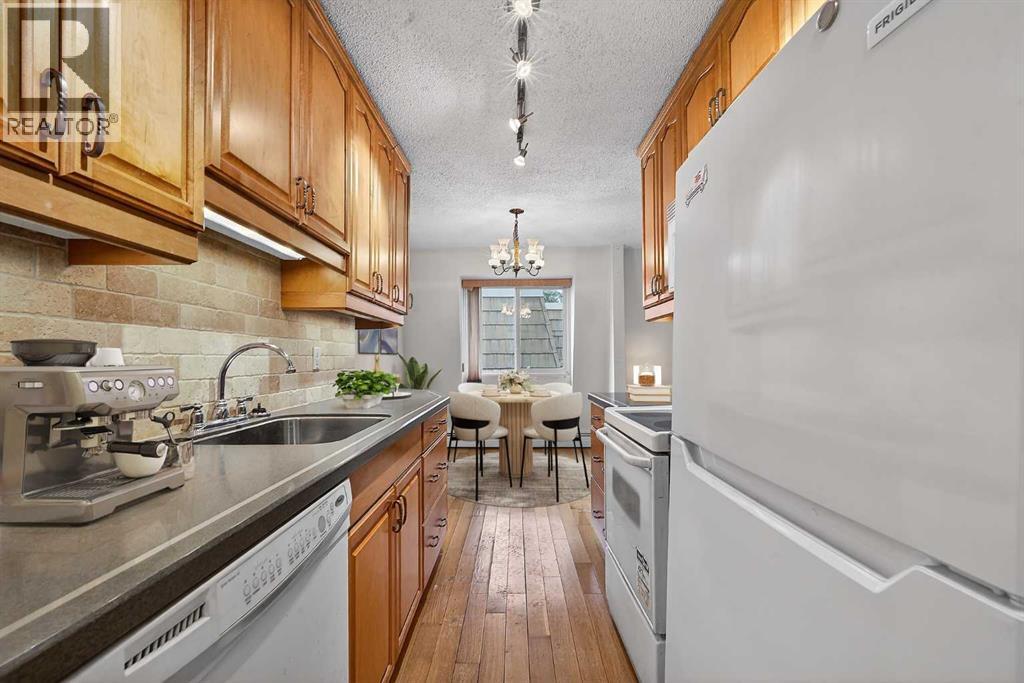 #301 508 Cedar Crescent SW - 14
