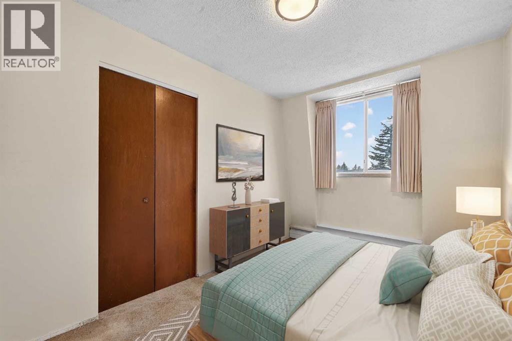 #301 508 Cedar Crescent SW - 16