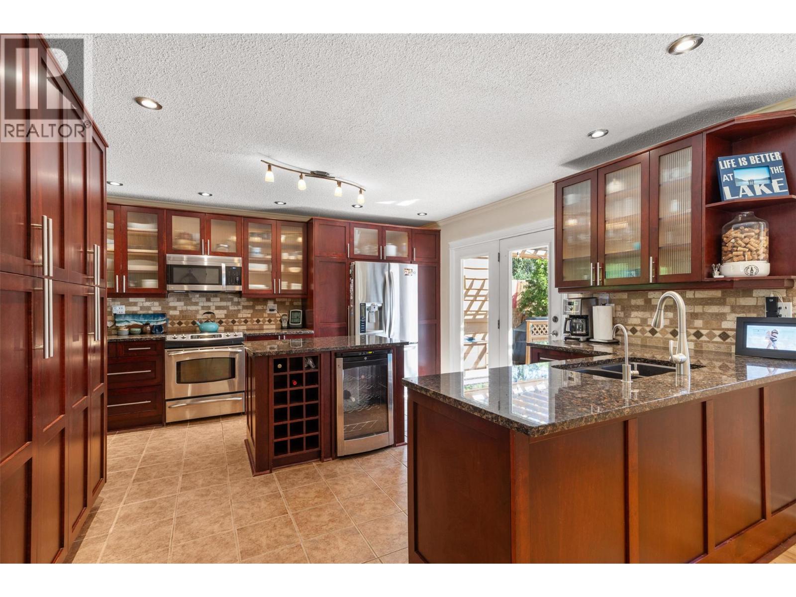 3217 Webber Road, West Kelowna