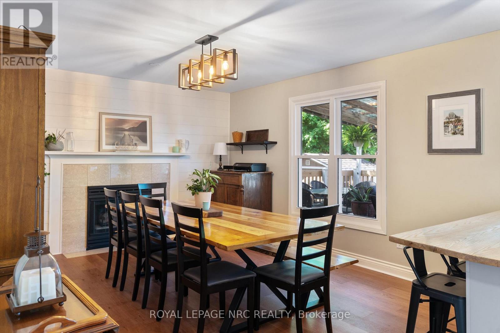 13 CRYSLER CRESCENT - 14