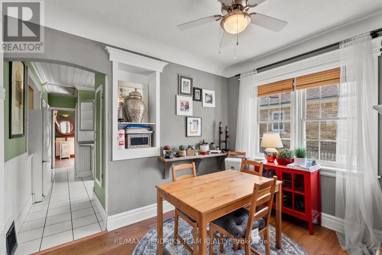 10 PEACHDALE AVENUE - 11