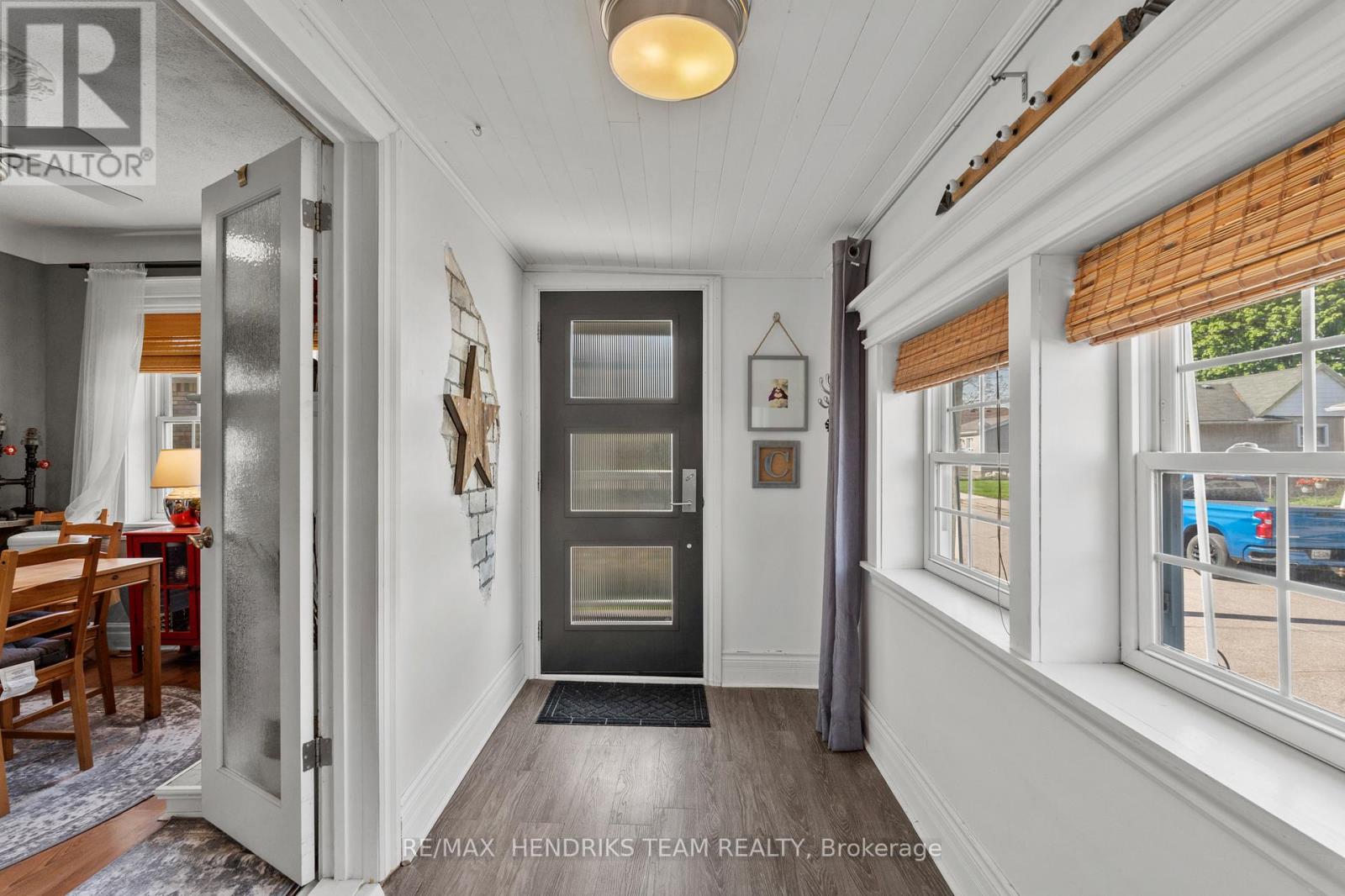 10 PEACHDALE AVENUE - 7