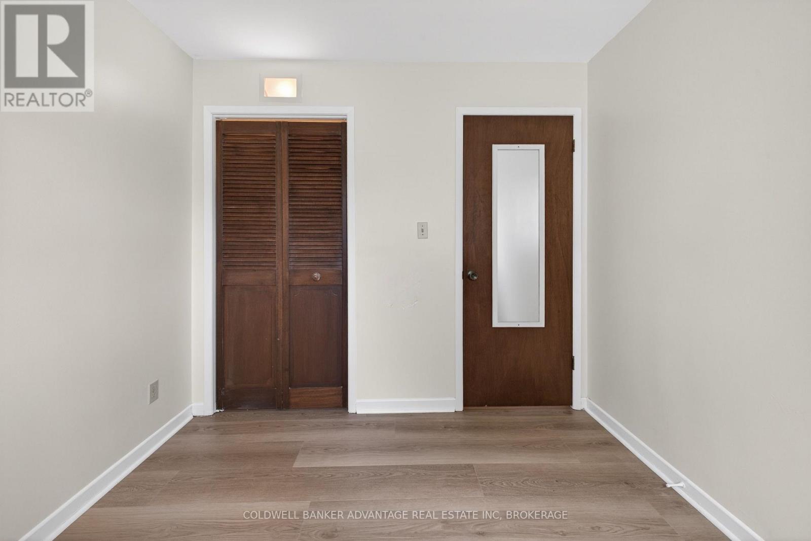 6976 ABBEY CIRCLE - 24