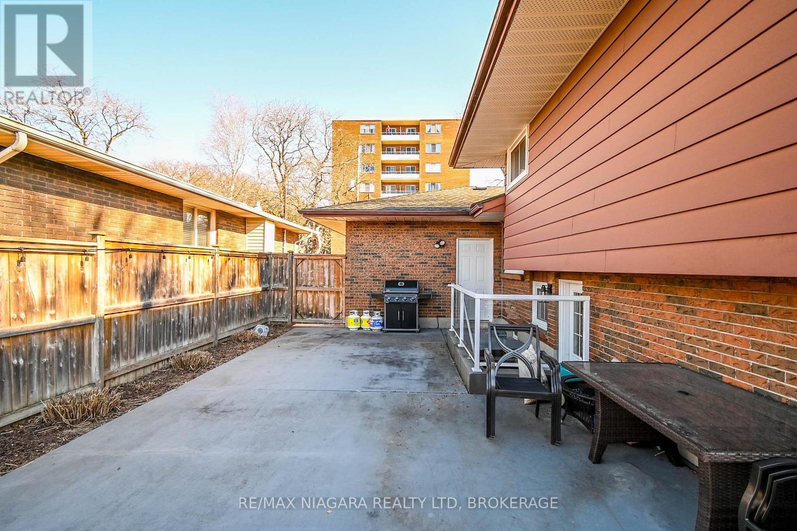 63 WINDWARD STREET - 31