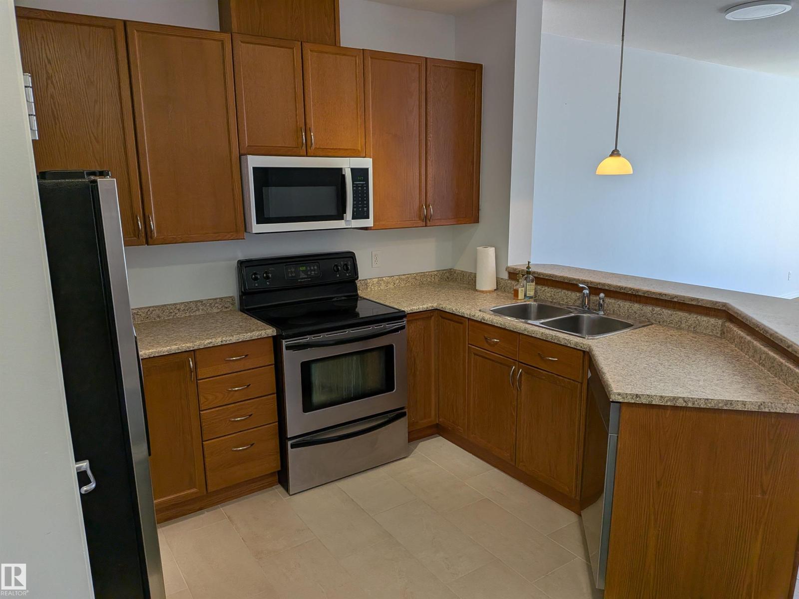 #419 4304 139 AV NW - 4