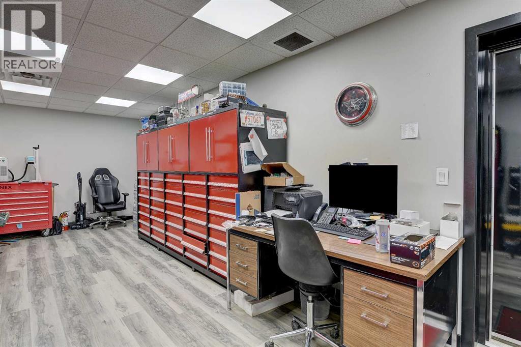 Shop Office