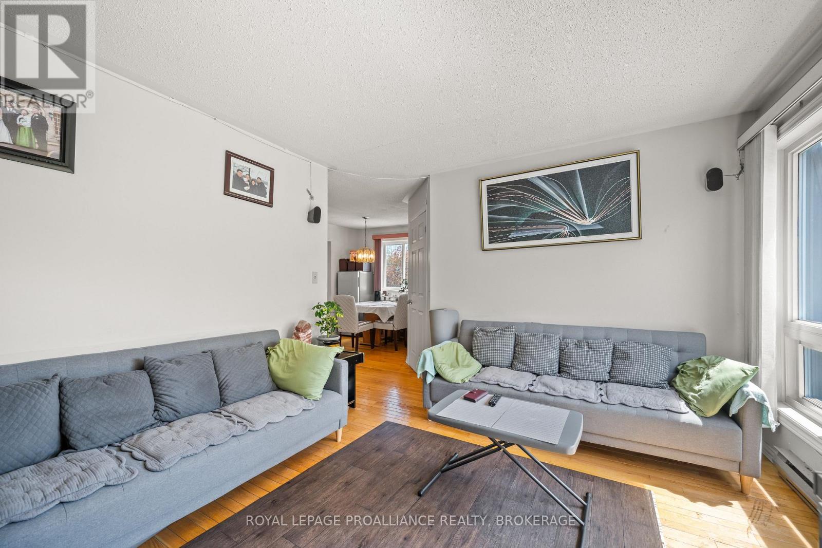 400 KING STREET W - 30