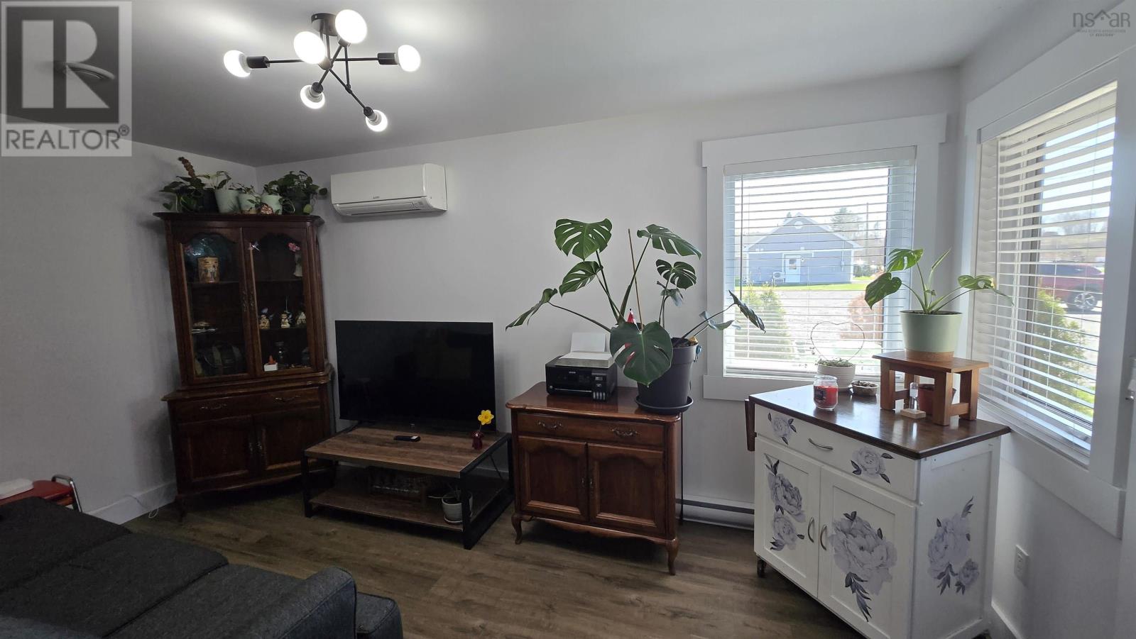 333 Nichols Avenue - Image 3