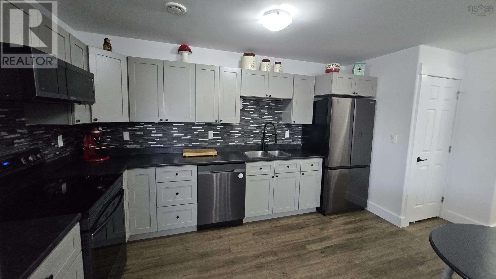 333 Nichols Avenue - 4