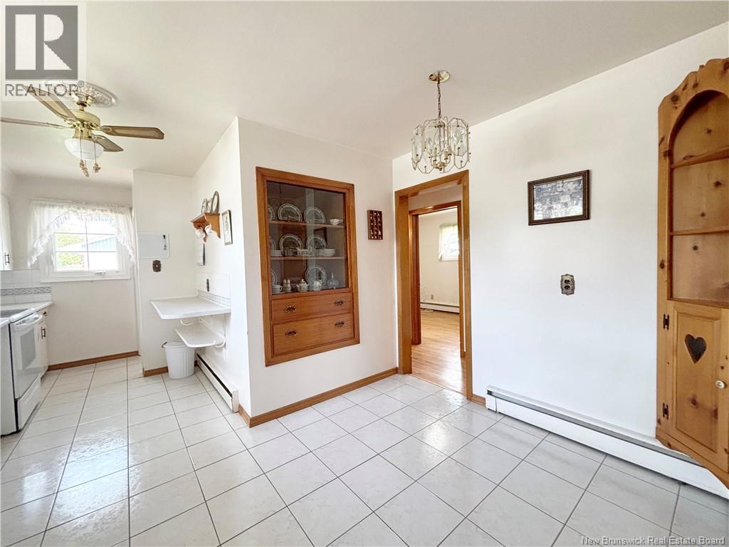 26 Danforth Street - 4