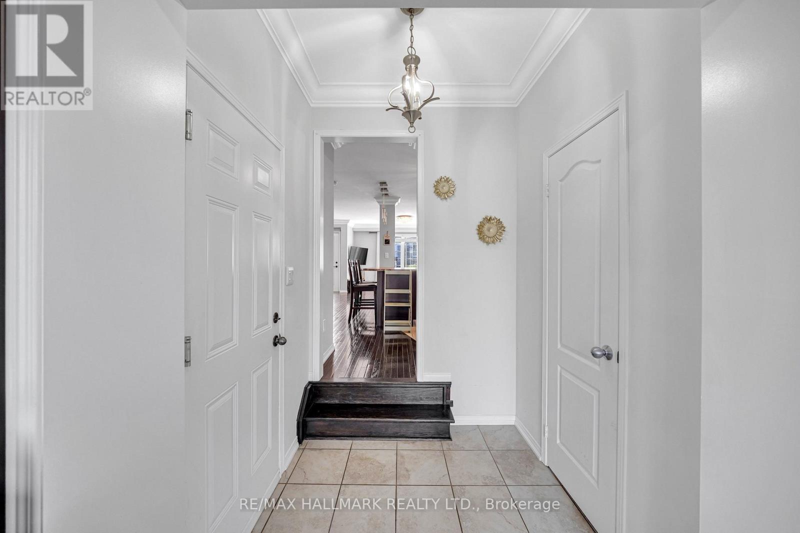 21 SUMMERSIDE AVENUE - 4