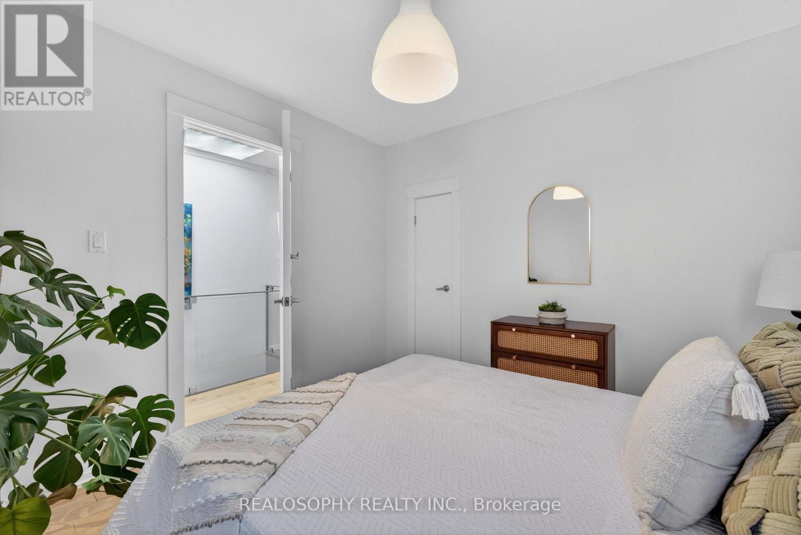 68 PRUST AVENUE - 31