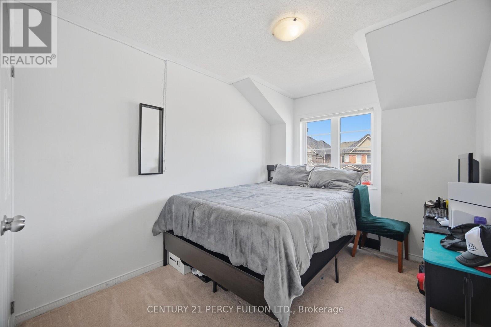 191 LADY ANGELA AVENUE - 19