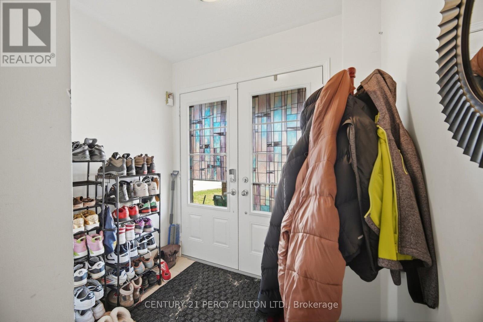 191 LADY ANGELA AVENUE - 3