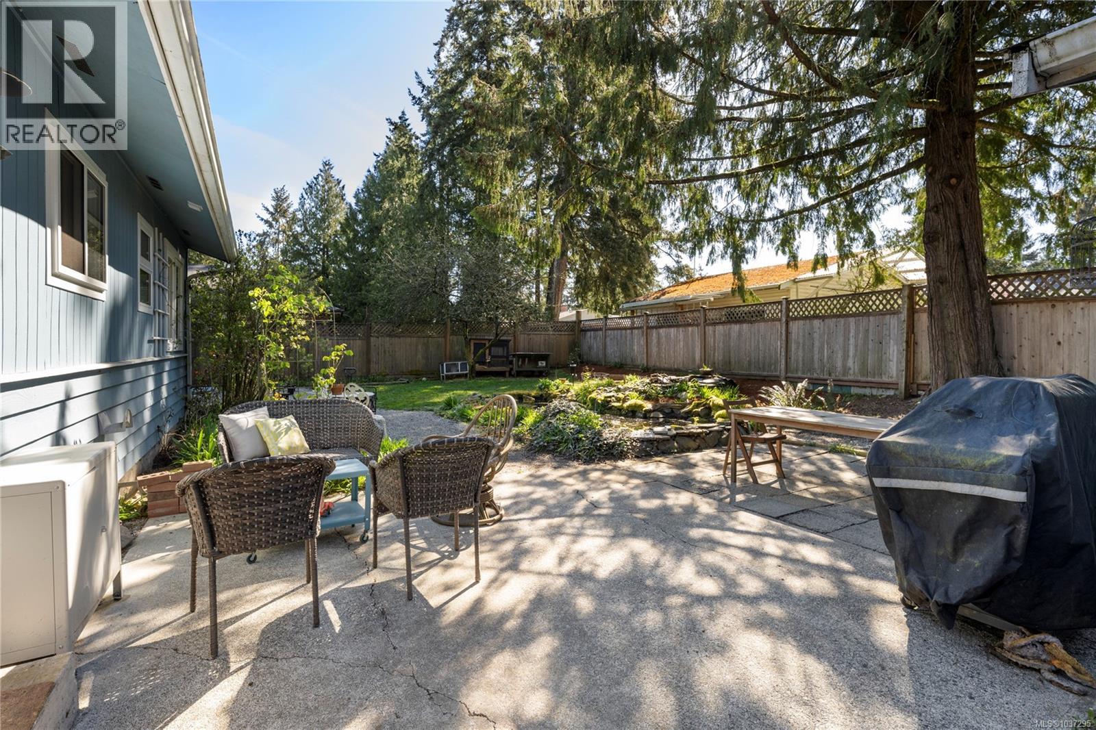 1817 Meadowlark Cres - 25