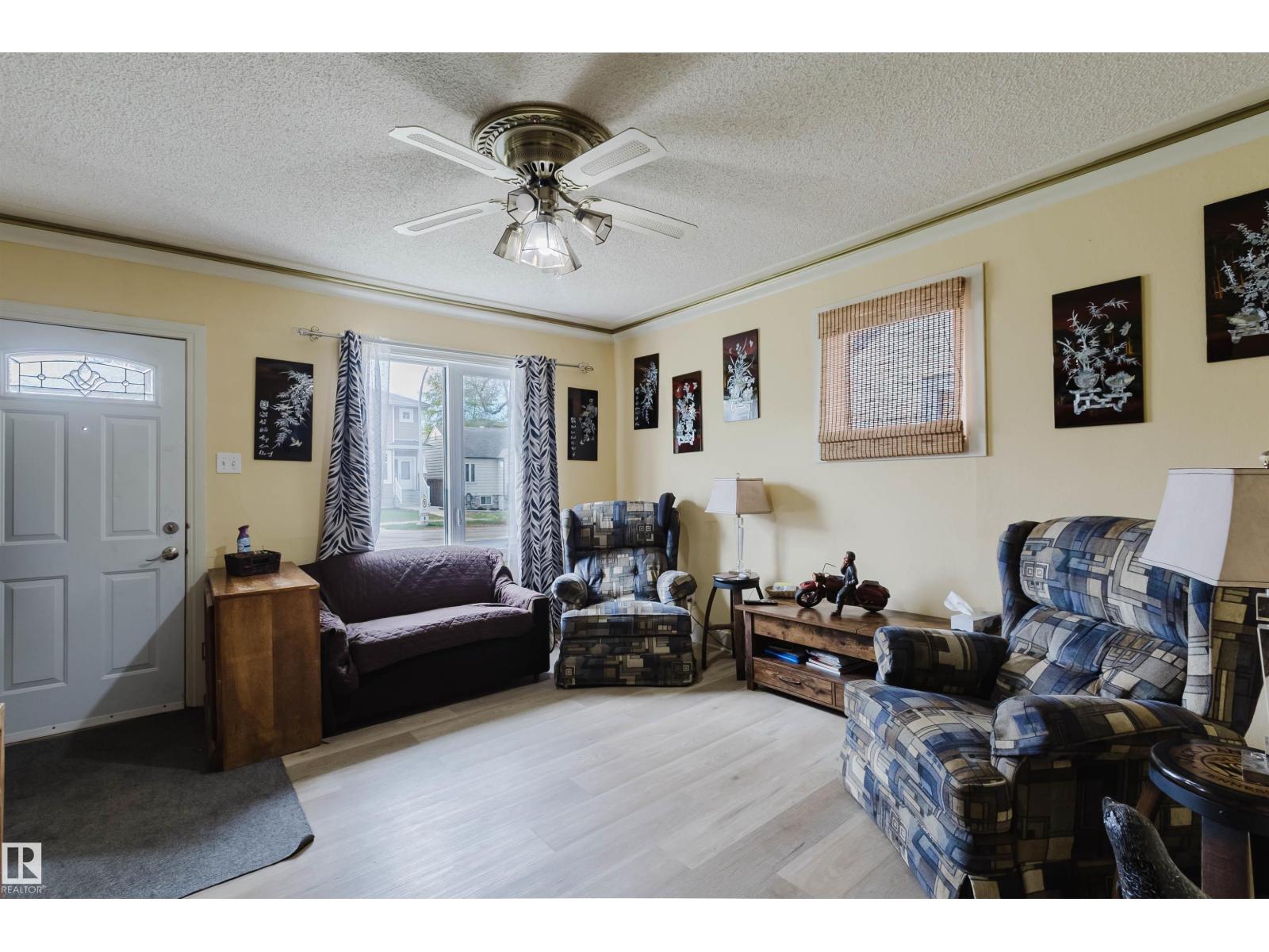 10834 75 AV NW - 4
