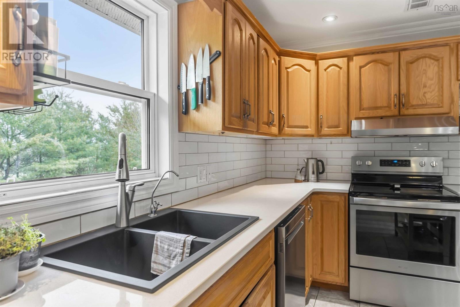 1841 Acadia Drive, Ravenwood - 9