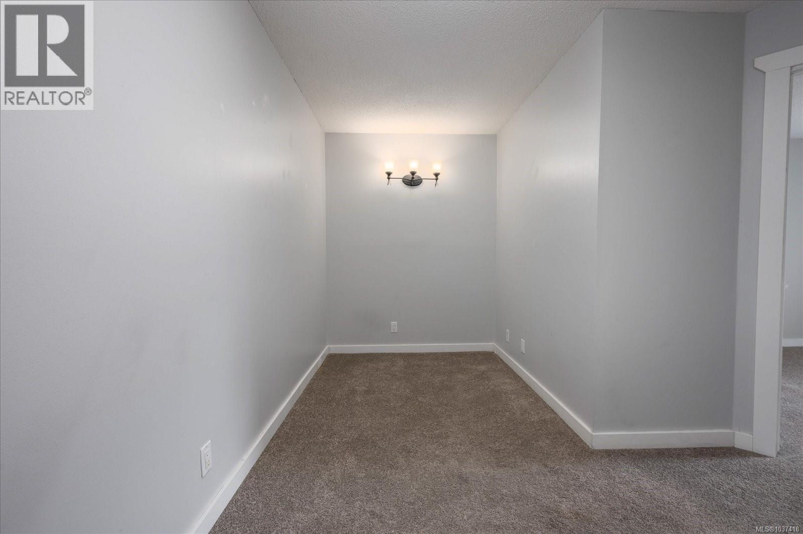 #215A 6231 Blueback Rd - 26