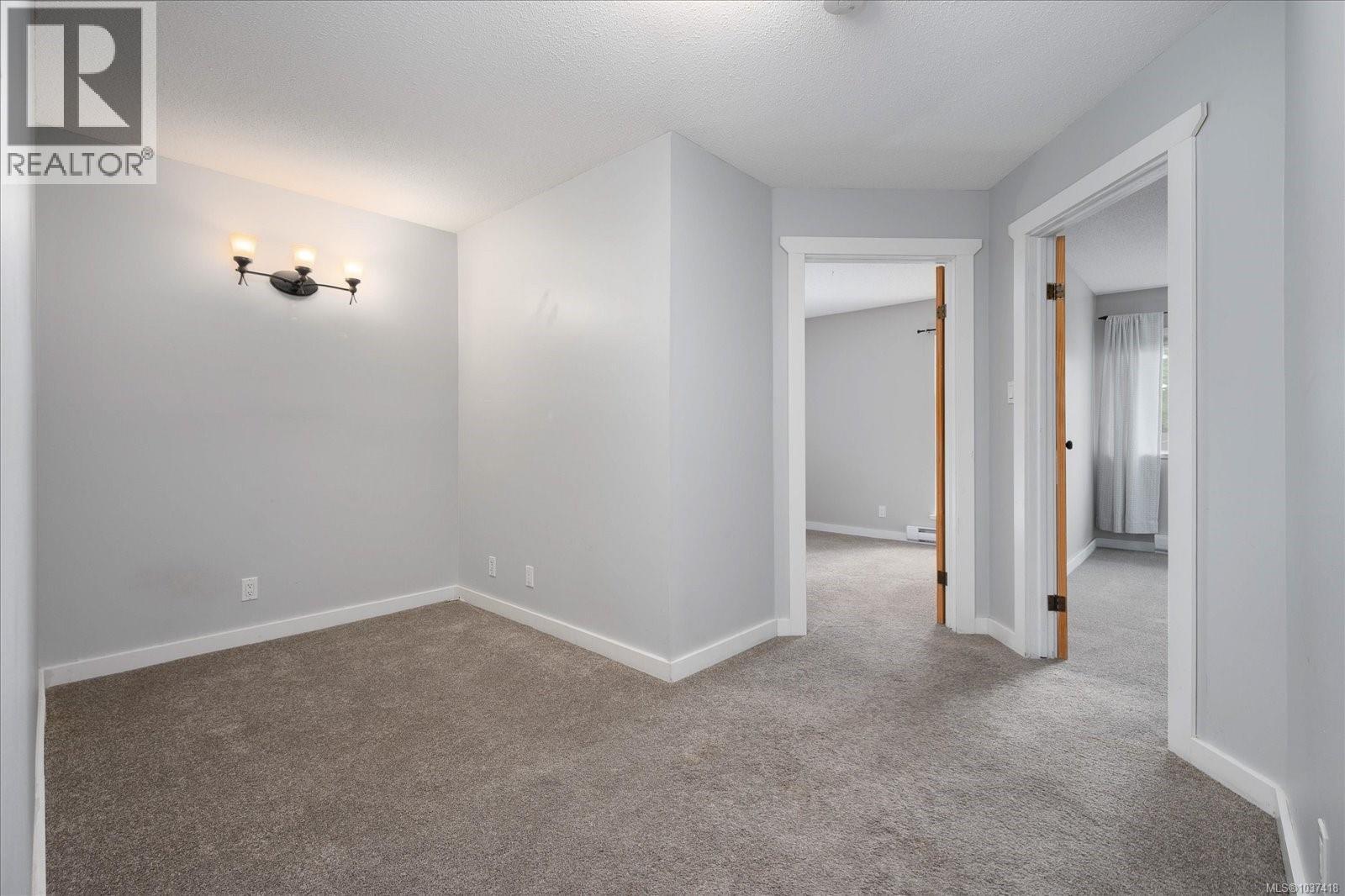 #215A 6231 Blueback Rd - 27