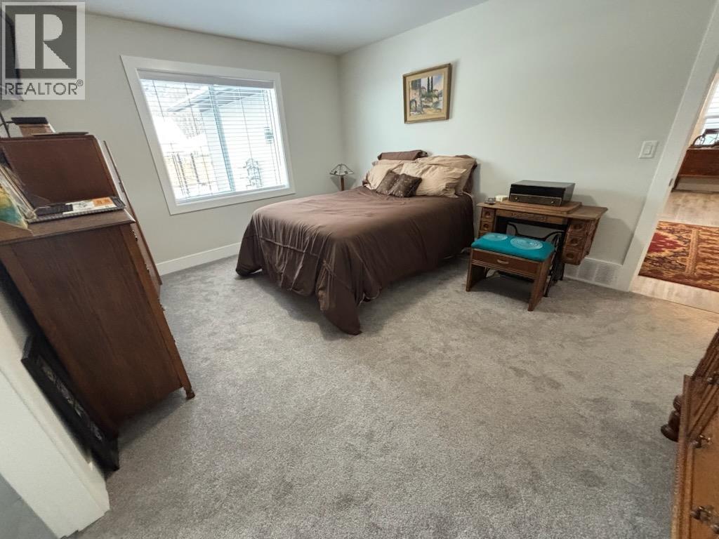 1435 72ND Avenue - 9
