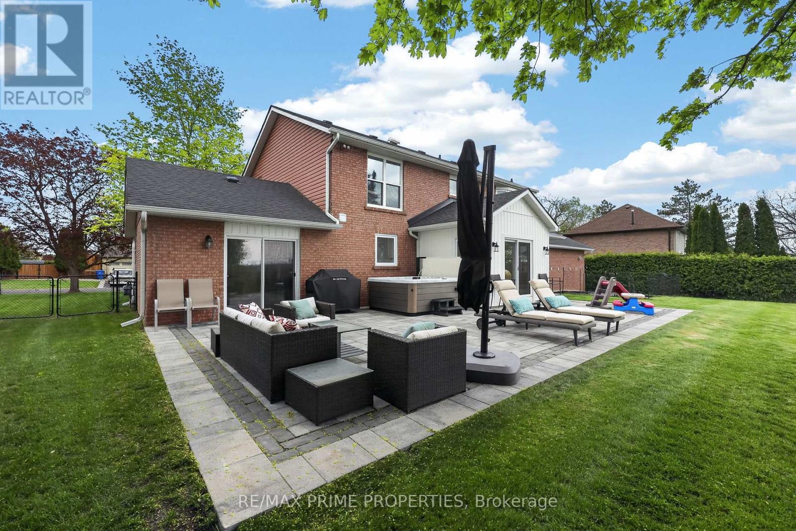 64 BALMORAL HEIGHTS - 25