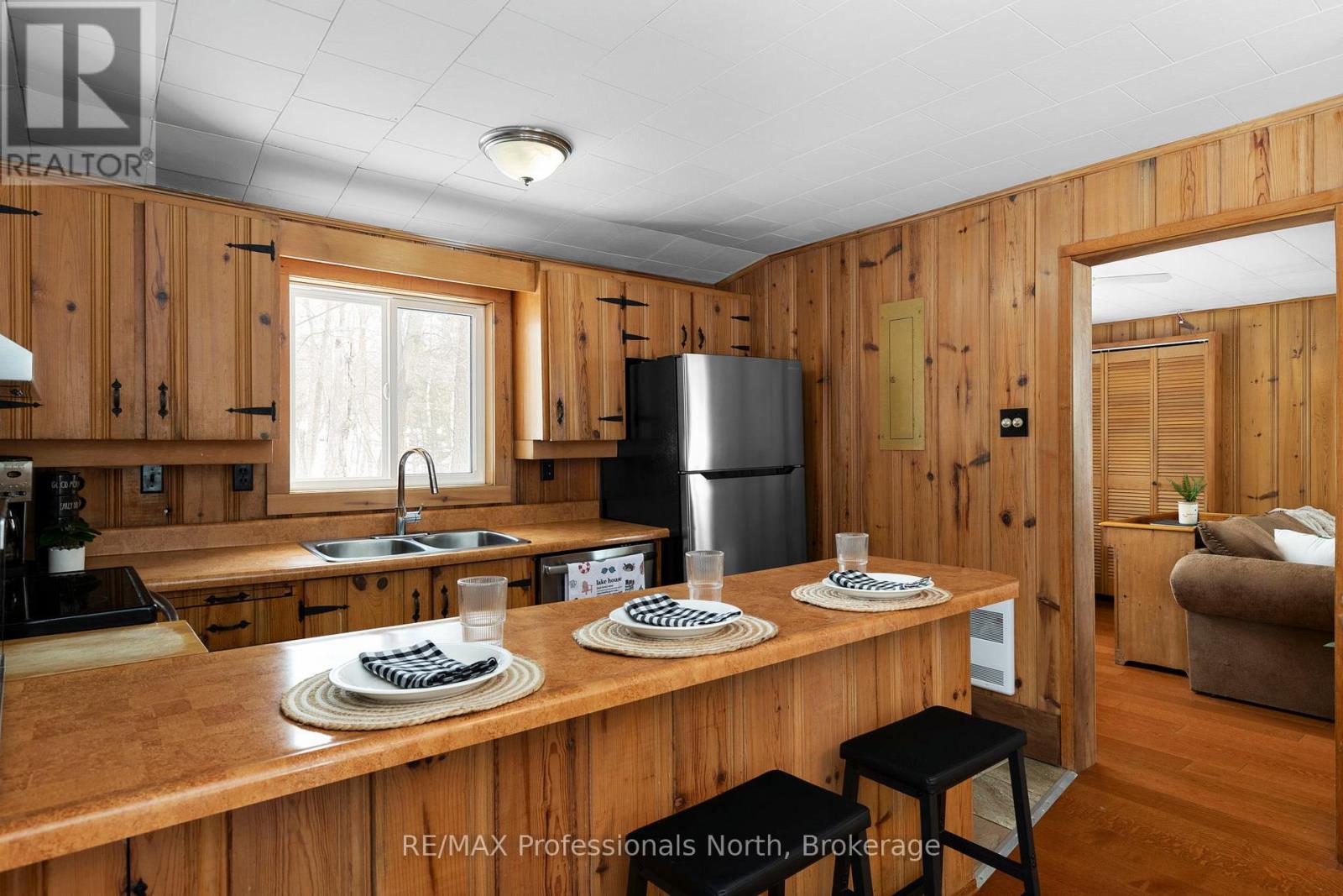 2220 60 HIGHWAY - 9