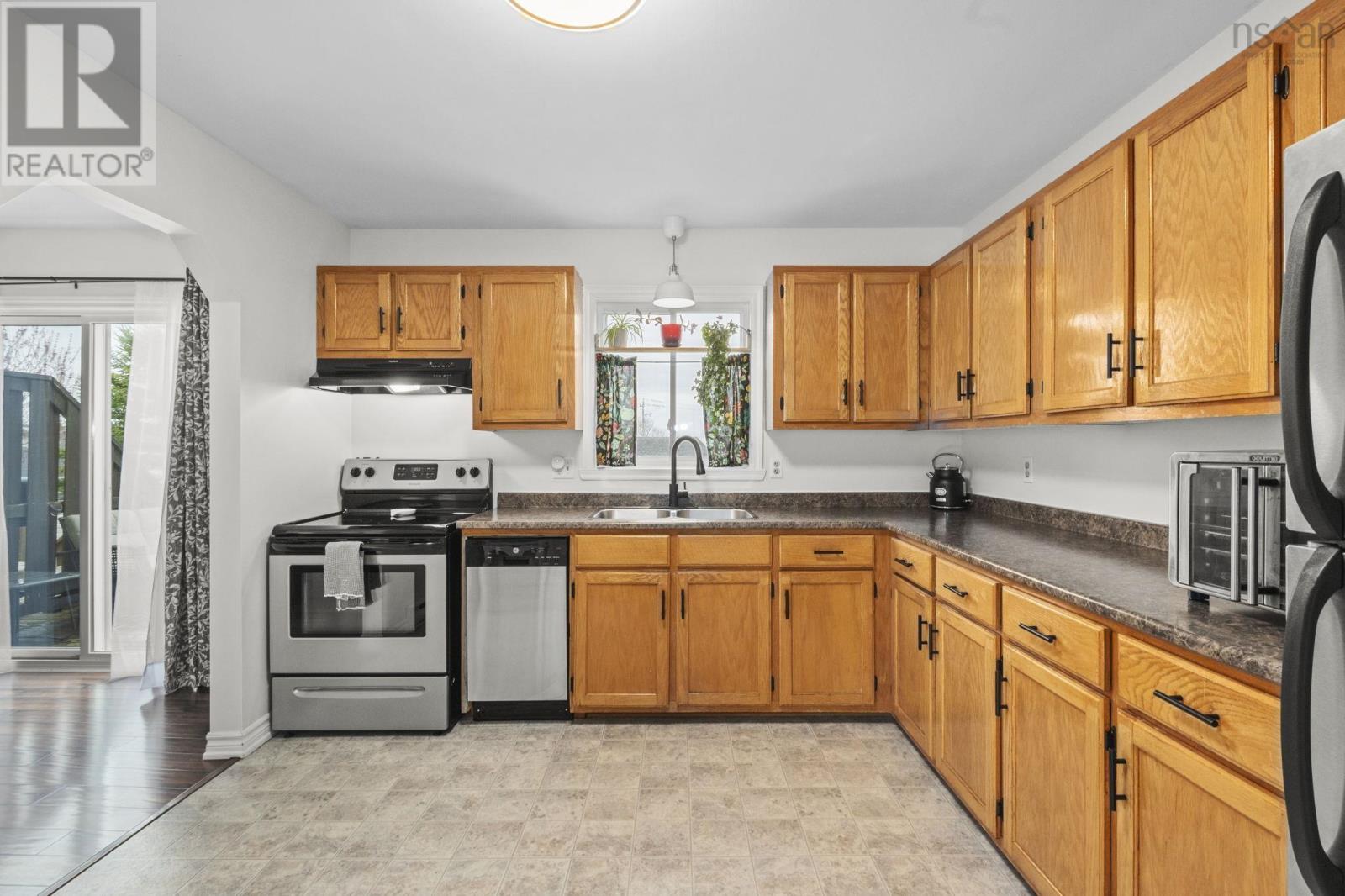 25 Cannon Crescent - 13