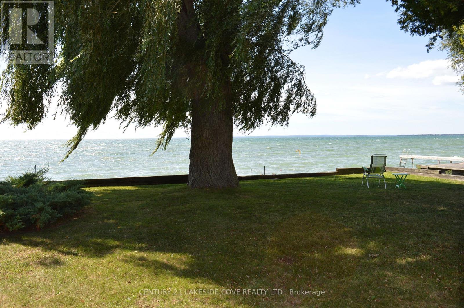 2592 LAKESHORE DRIVE - 4