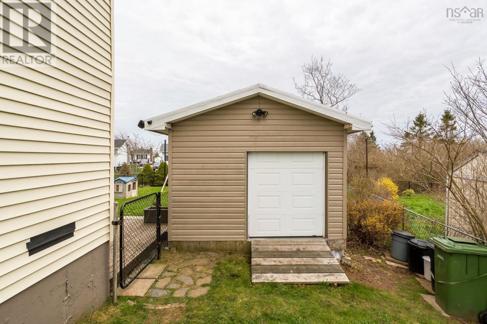 Property 32 of 47 of 25 Cannon Crescent