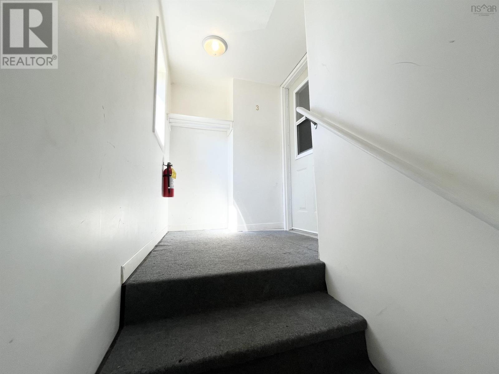 2739 Main Street - 22