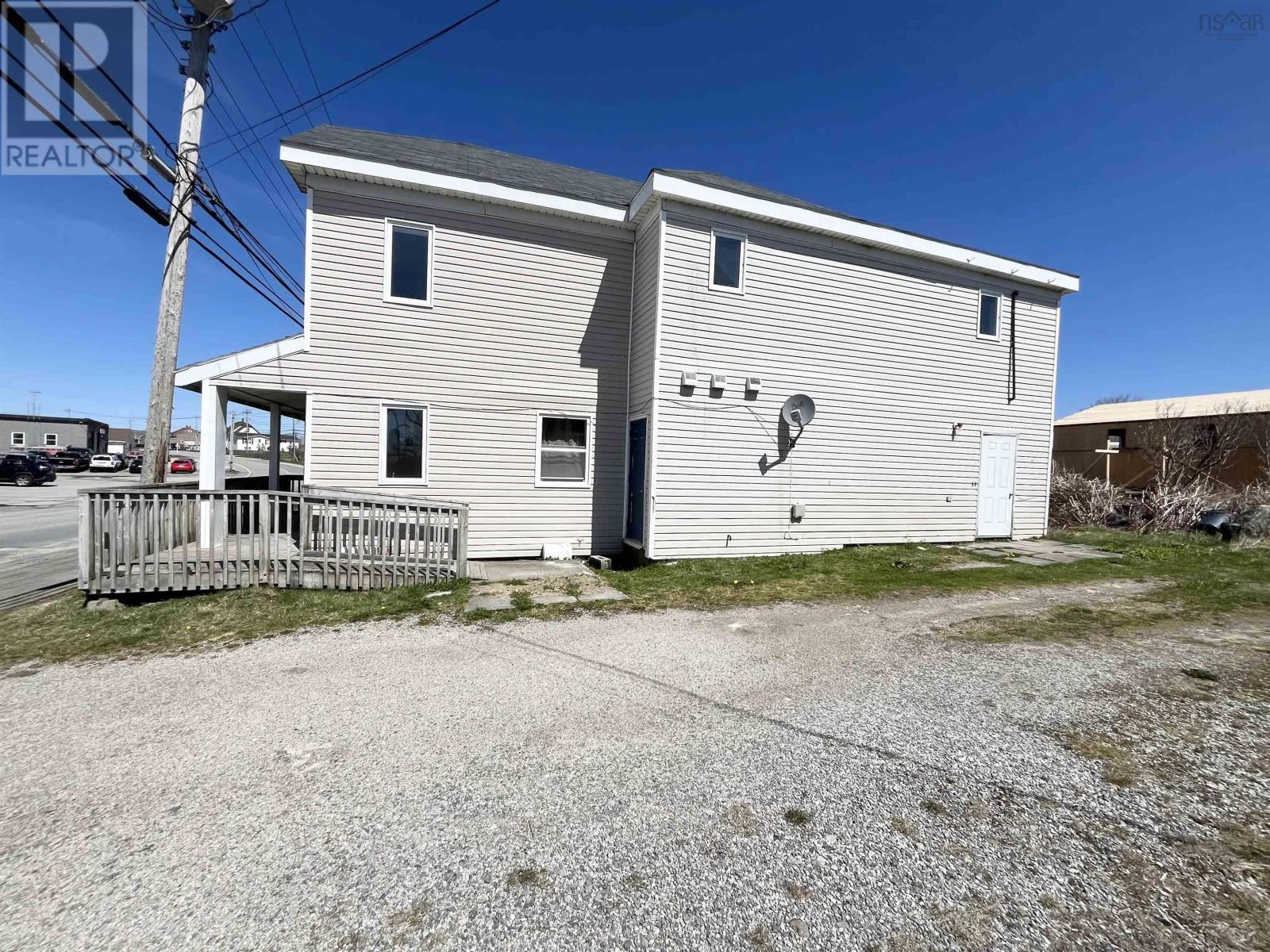 2739 Main Street - 28