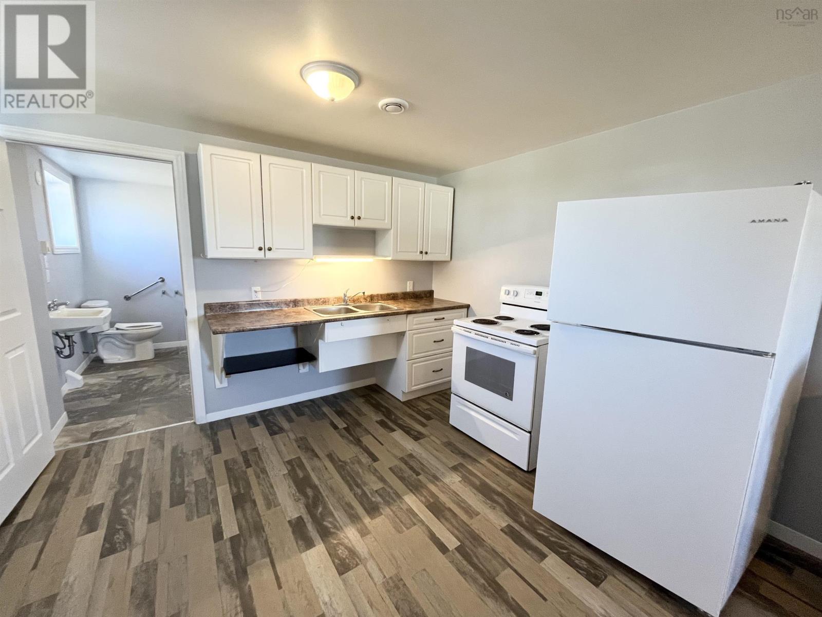2739 Main Street - 3