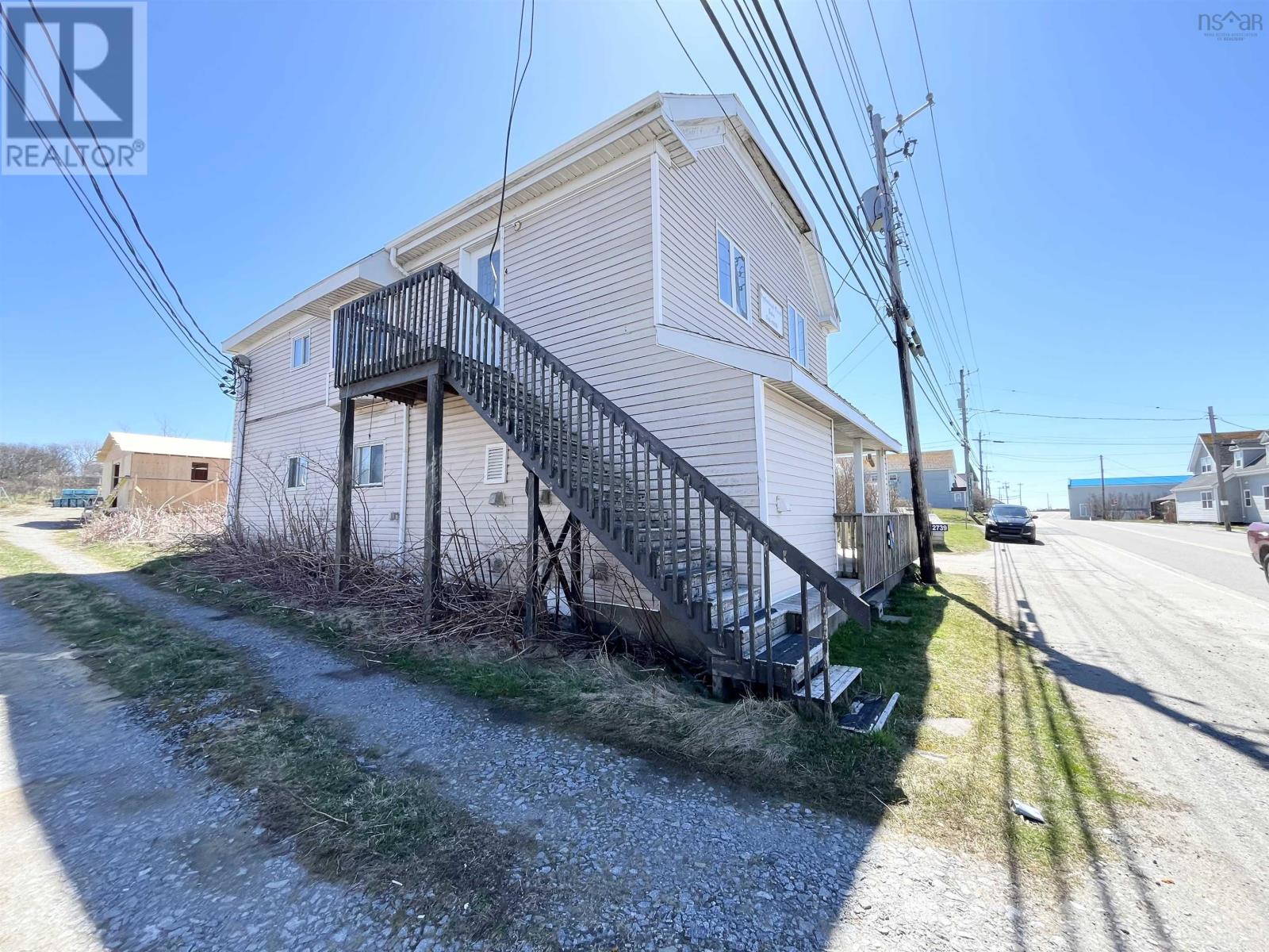 2739 Main Street - 24