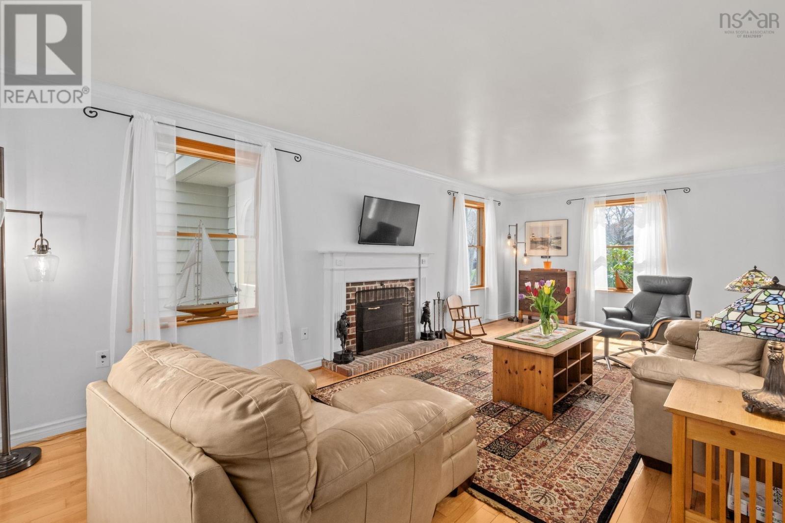 Property 4 of 48 of 6 Castleton Crescent