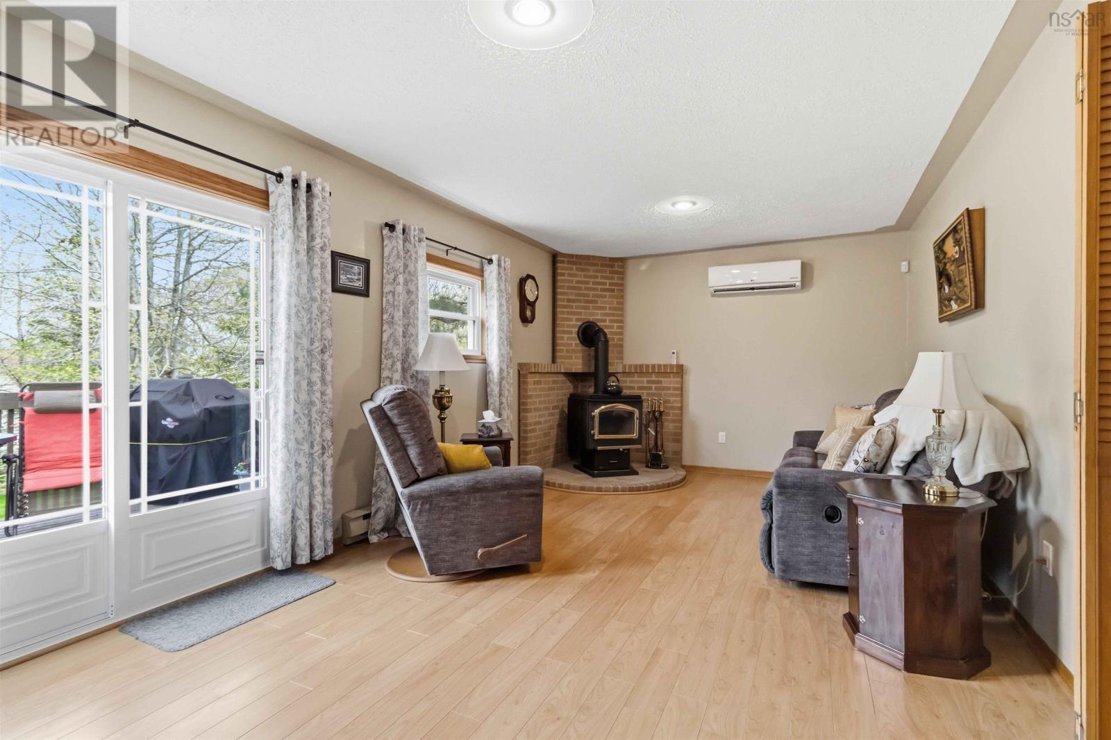 Property 8 of 40 of 26 Pondicherry Crescent