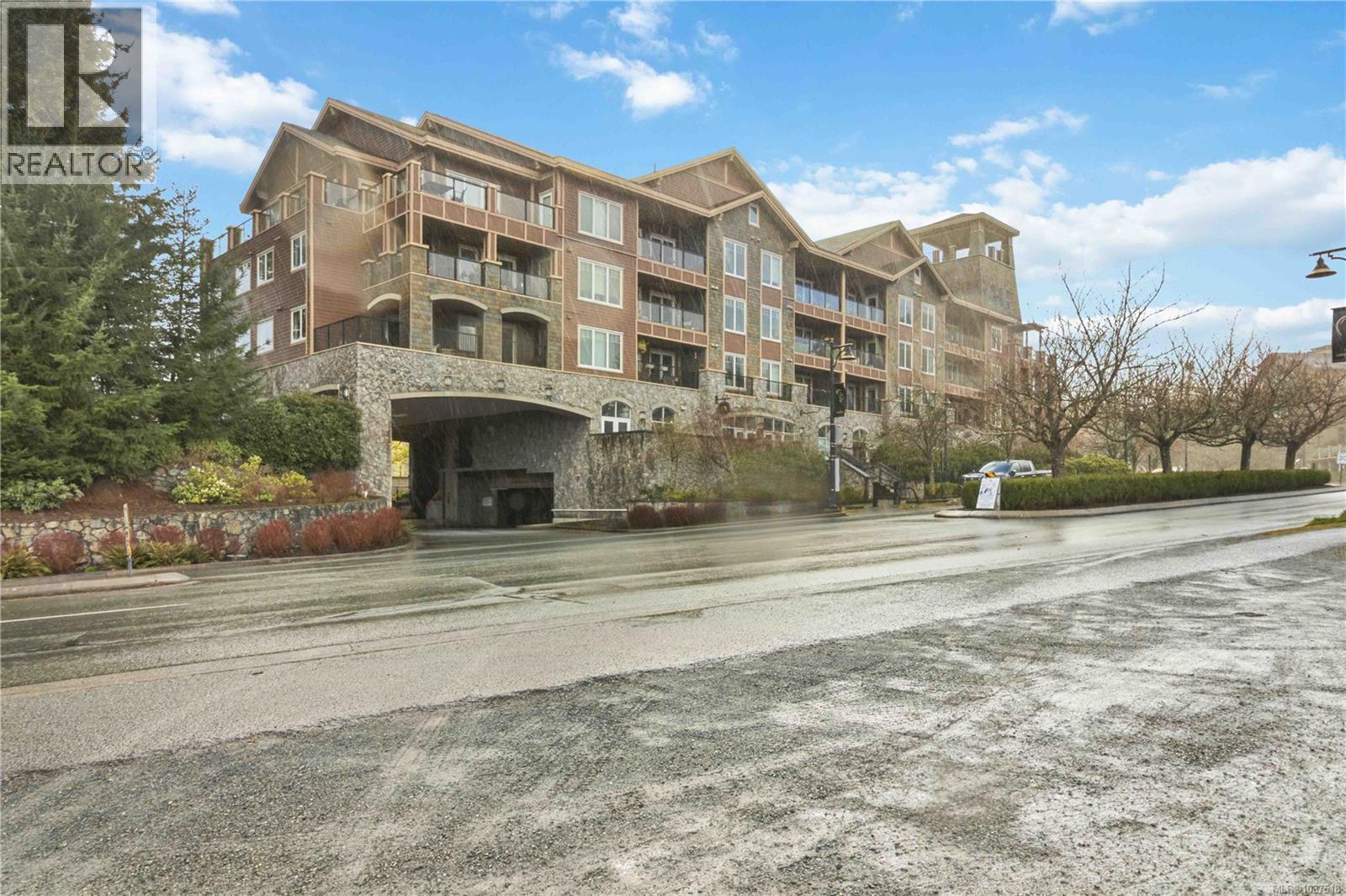 #311 1325 Bear Mountain Pkwy - 32