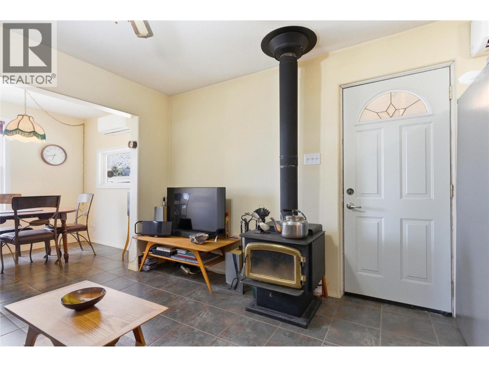 415 Tingley Street - 9