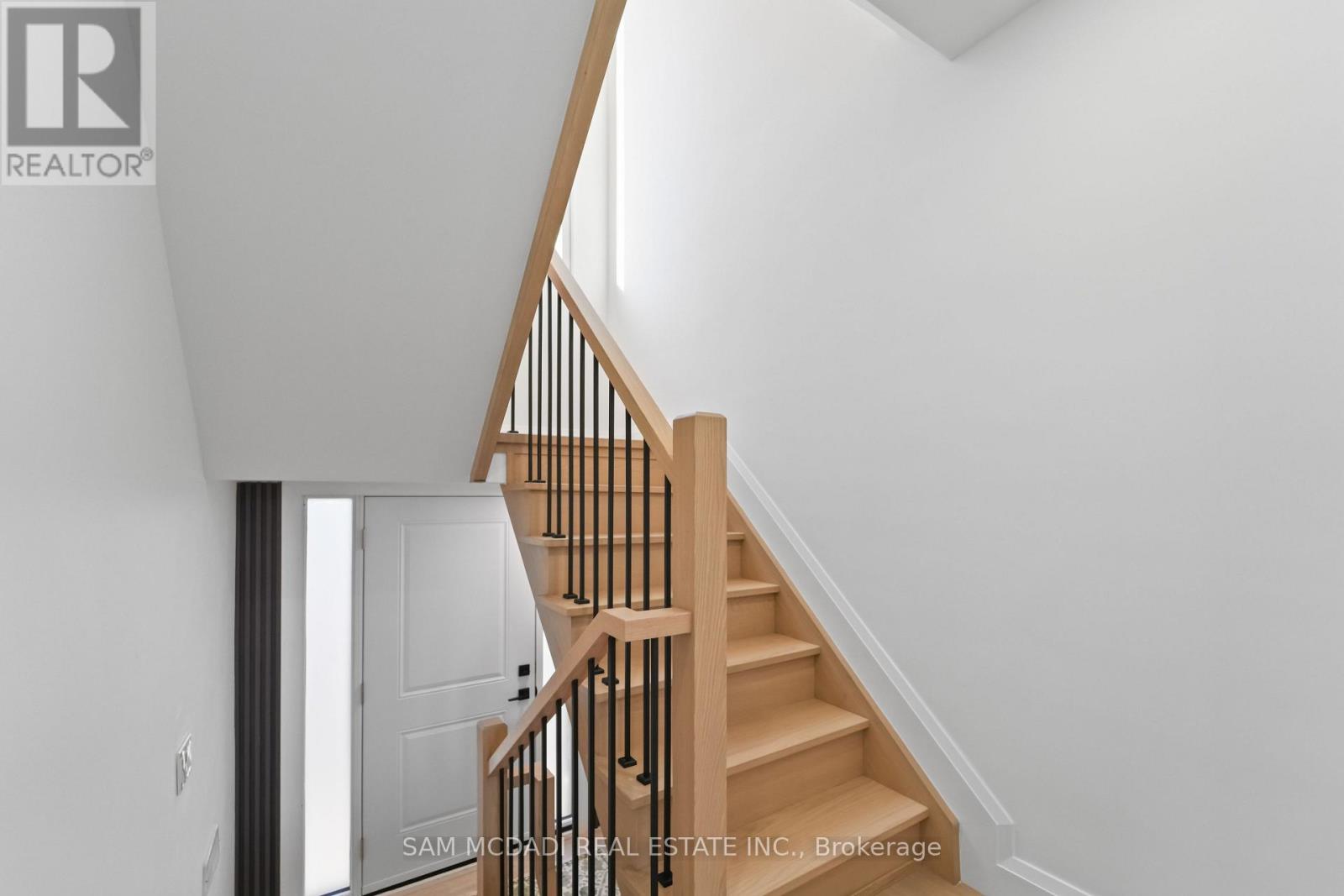 25 FALSTAFF AVENUE - 14